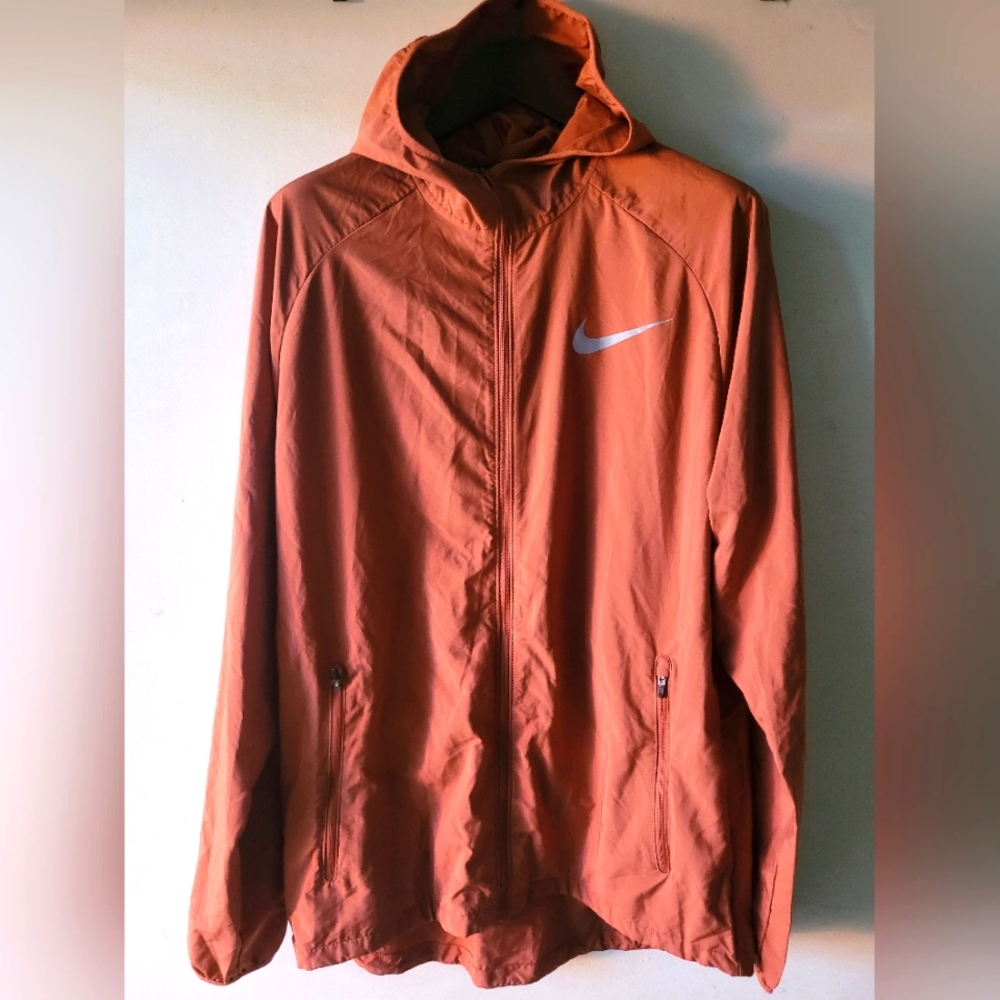 NWT Nike x Barry's Bootcamp Windbreaker